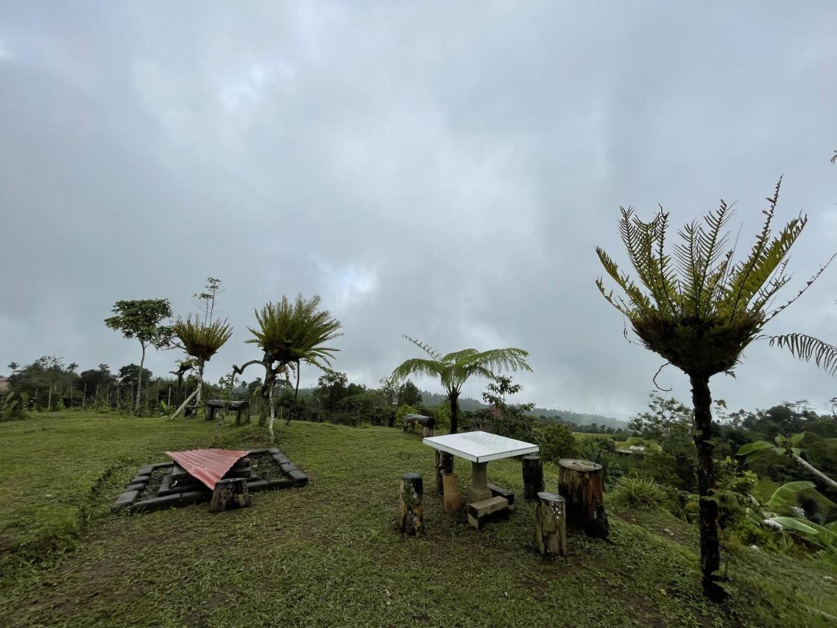 Bugo Camp Glamping & Natural Activity Munduk Eksteriør billede
